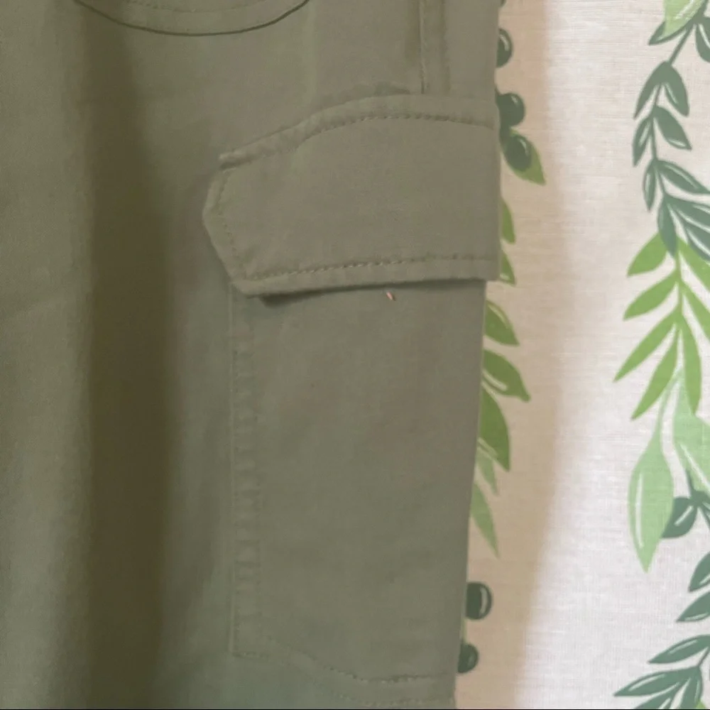 Size 12 Kids Olive Green Joggers A1